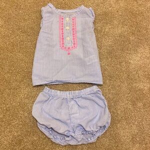 Matching sleeveless shirt and scrunched shorts/diaper cover up